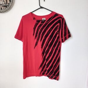 Anne Klein Unisex Red/Black Graphic T-Shirt Size XL US